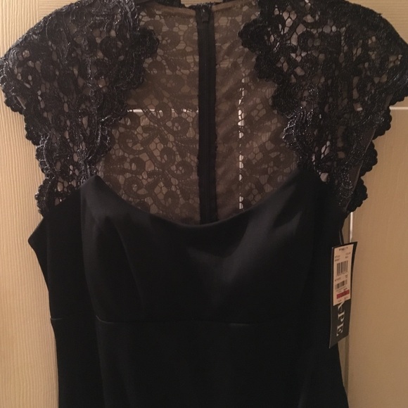 🚫🚫🚫🚫🚫🚫🚫SOLD Evening Dress TEMPORARY PRICE CUT🚫🚫🚫🚫🚫 - Picture 2 of 3